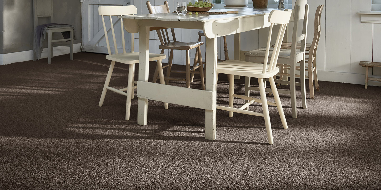 Килимове покриття Associated Weavers Pearl 45