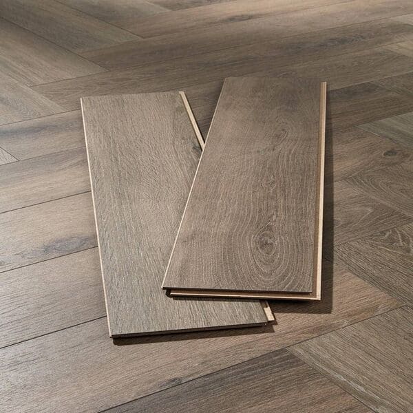 Ламінат Англійська Ялинка Kronotex Herringbone Ferrara Oak D 3860